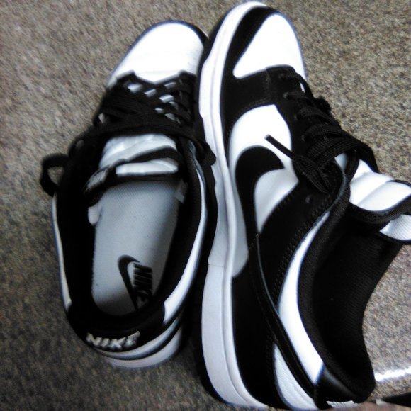 W Nike Dunk Low - Picture 3 of 6